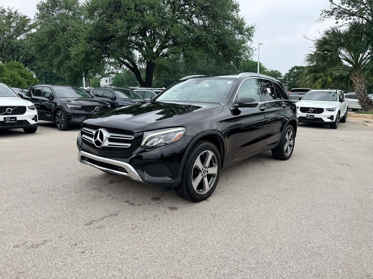 2019 Mercedes-Benz GLC 300 - Image 2