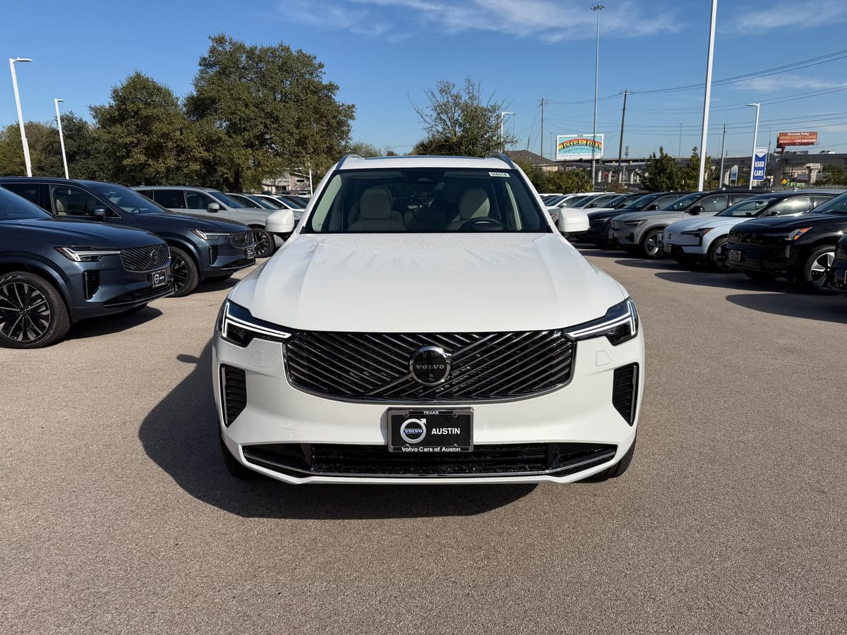 2026 Volvo XC90 - Image 6