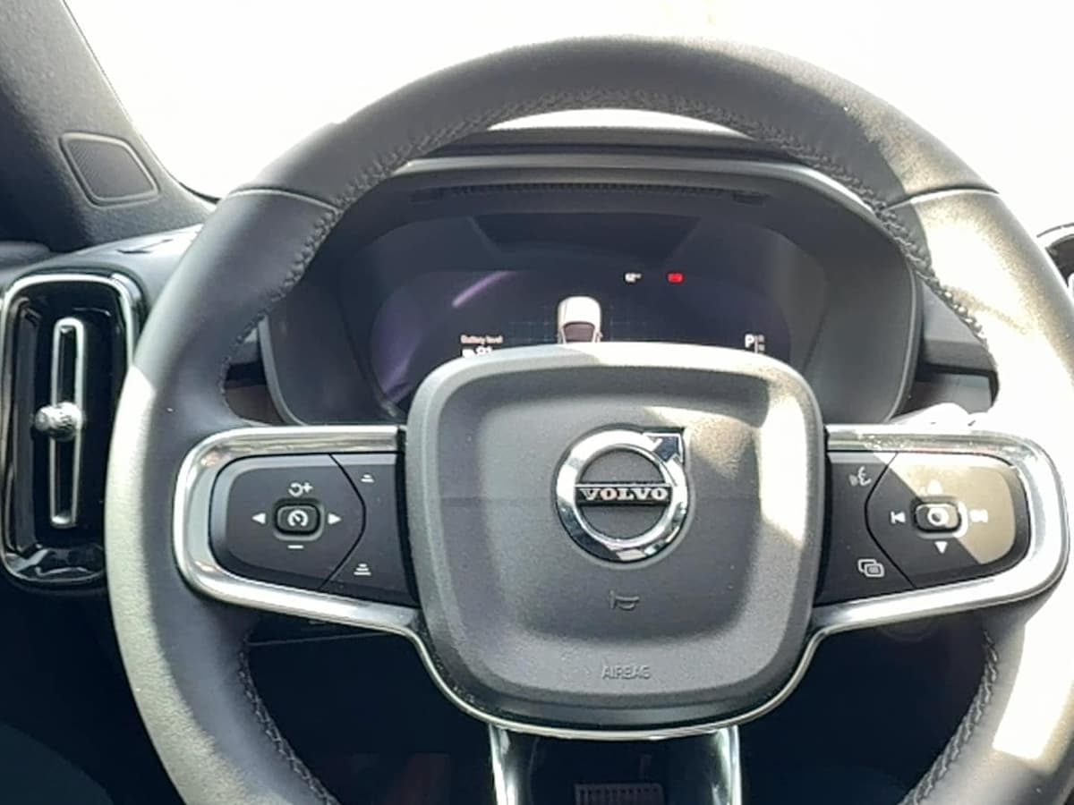 2023 Volvo C40 Recharge Pure Electric - Image 18