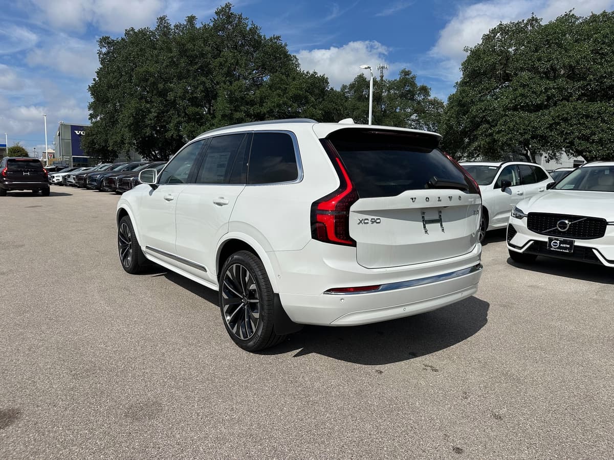 2026 Volvo XC90 - Image 4