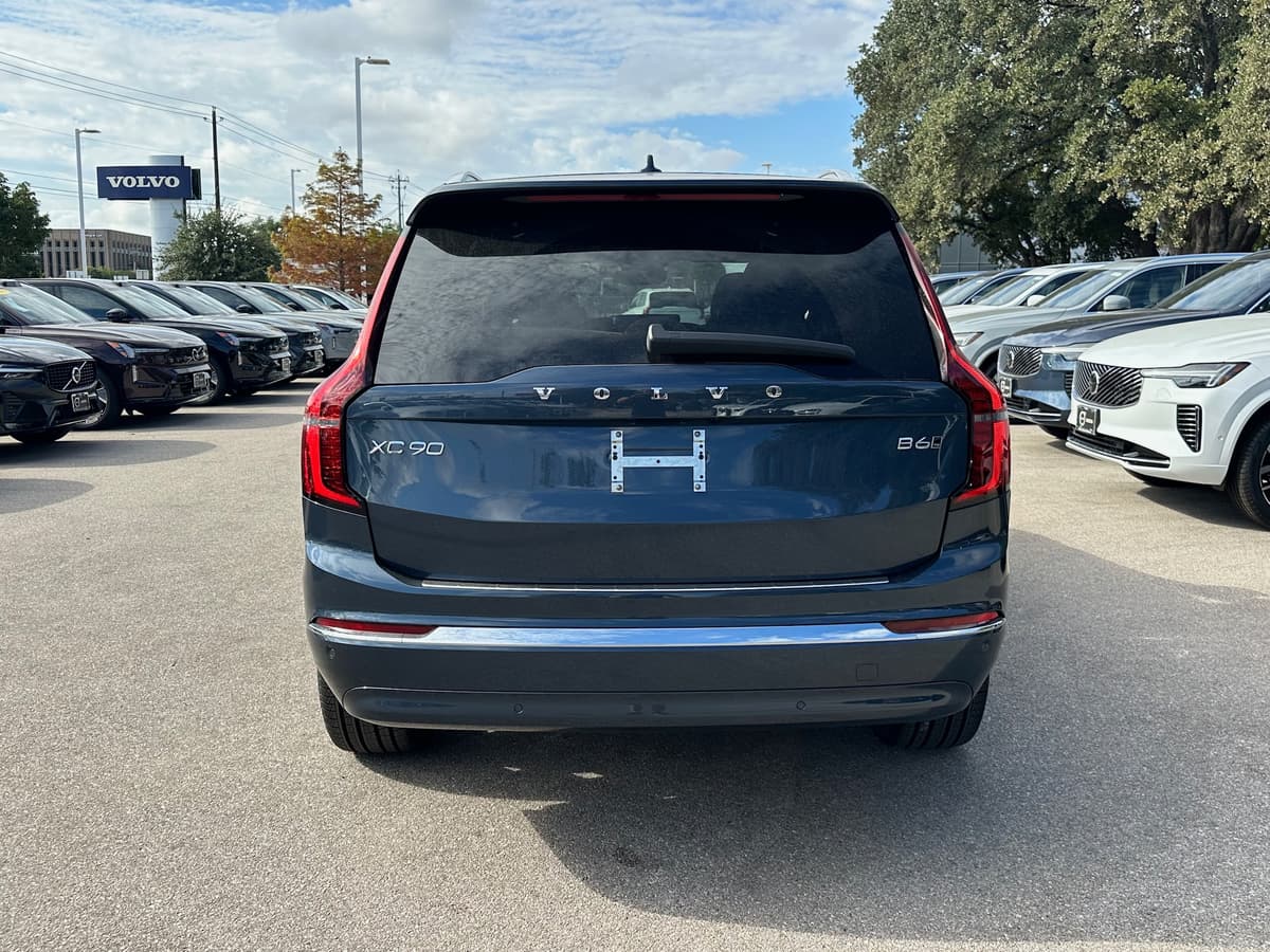 2026 Volvo XC90 - Image 5