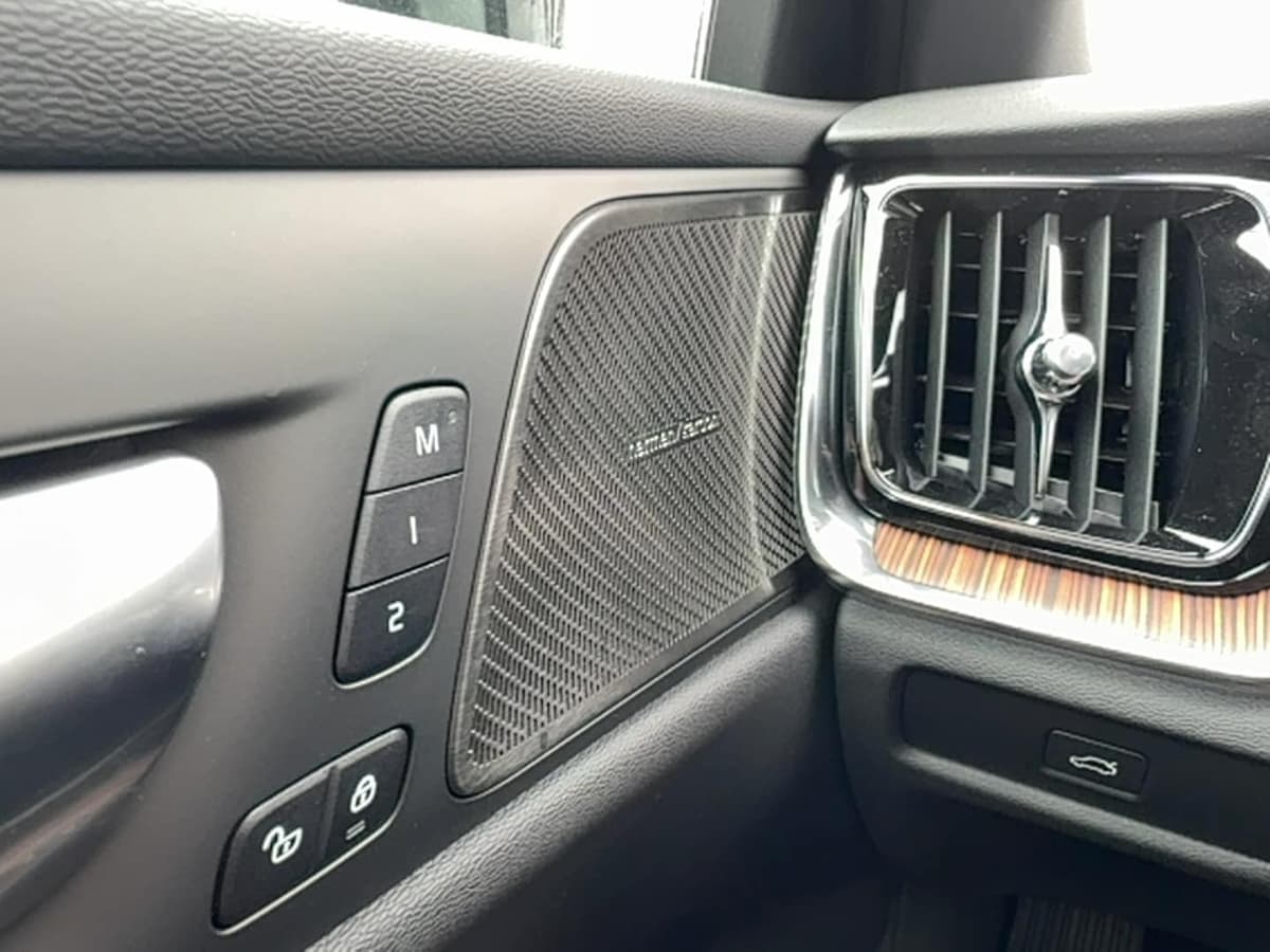 2026 Volvo V60 Cross Country - Image 19