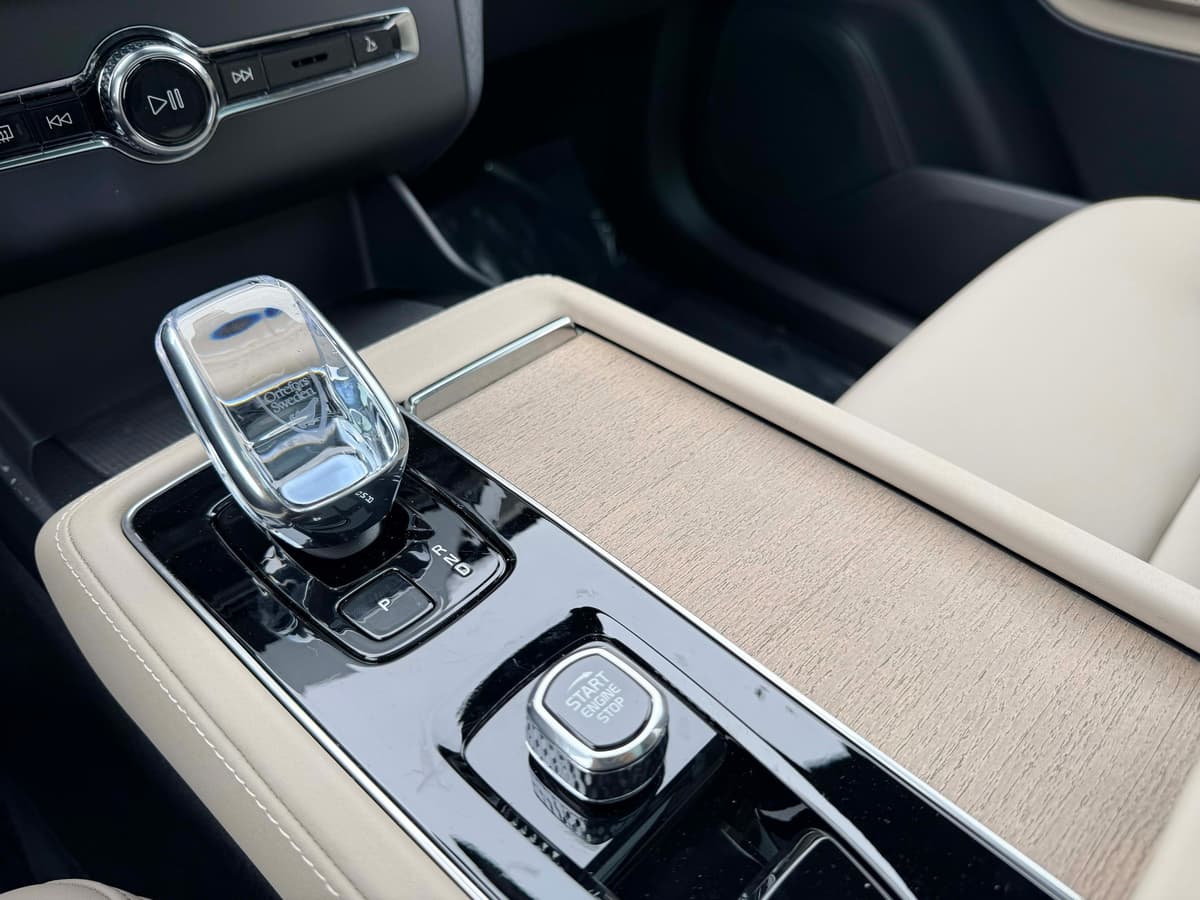 2026 Volvo XC90 - Image 24