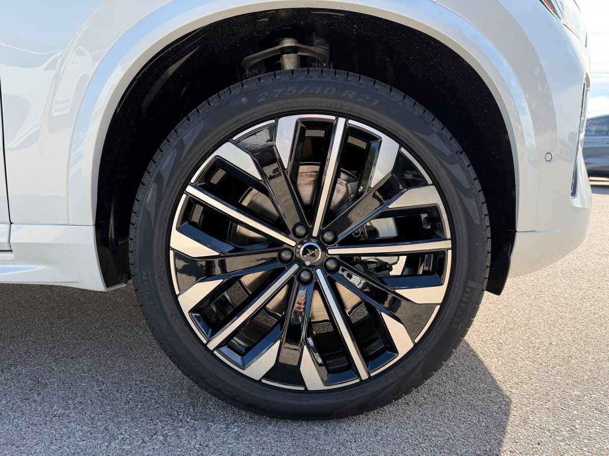 2026 Volvo XC90 - Image 7