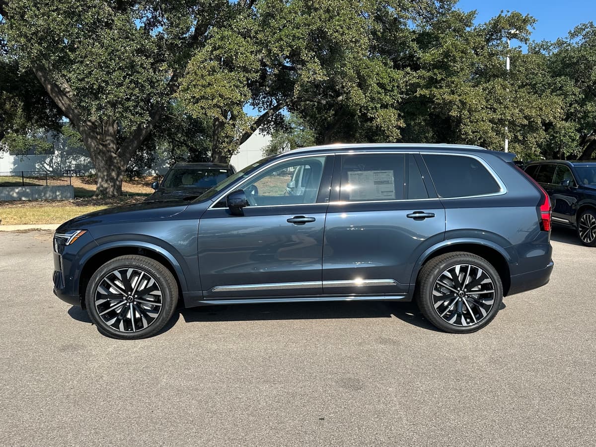 2026 Volvo XC90 - Image 3
