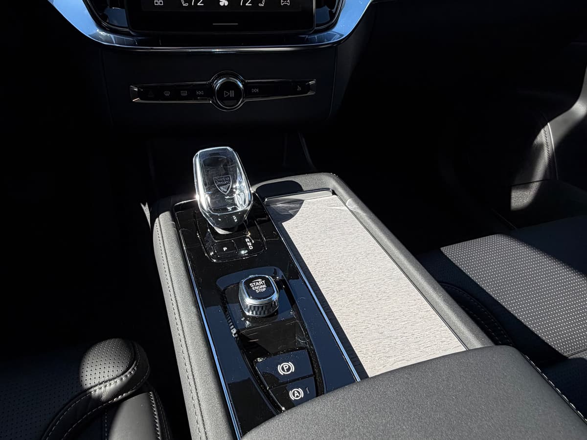 2026 Volvo XC90 - Image 14