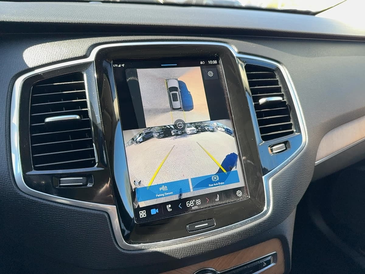 2025 Volvo XC90 - Image 22