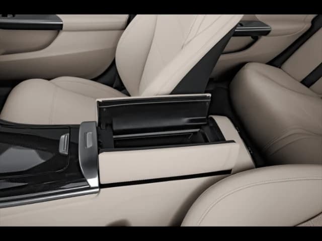 2026 Mercedes-Benz C-Class - Image 14