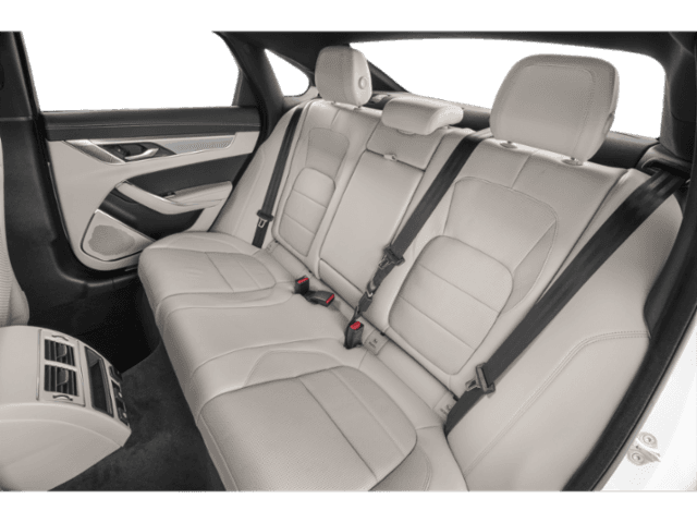 2024 JAGUAR XF - Image 11