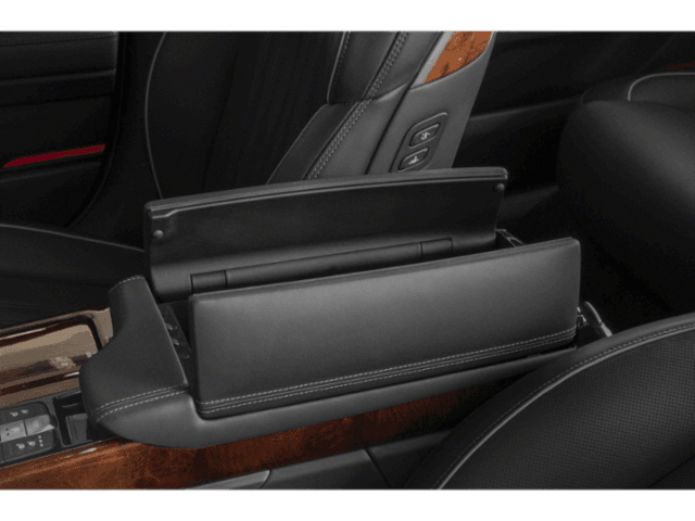 2019 Genesis G90 - Image 13