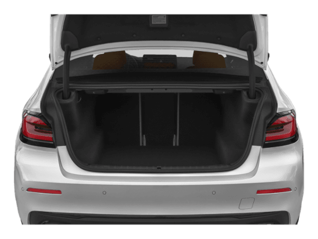 2023 BMW 5 Series - Image 9