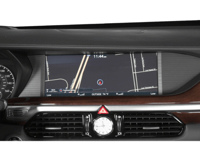 2019 Genesis G90 - Image 15