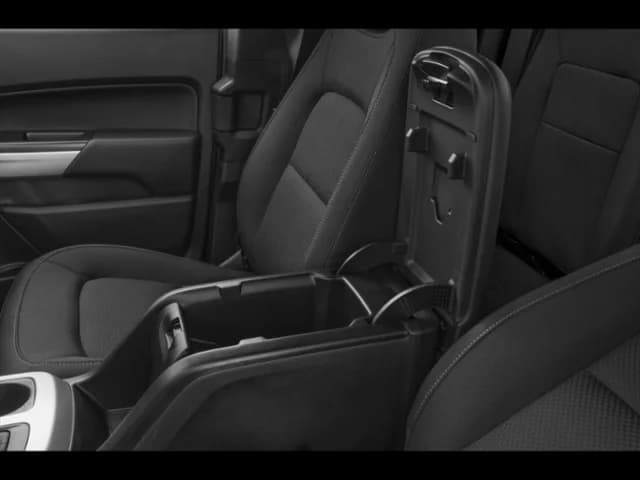 2022 Chevrolet Colorado - Image 11