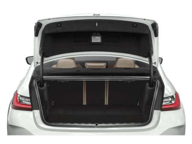 2023 BMW 3 Series - Image 9
