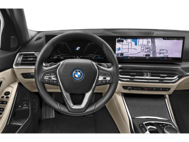 2023 BMW 3 Series - Image 5