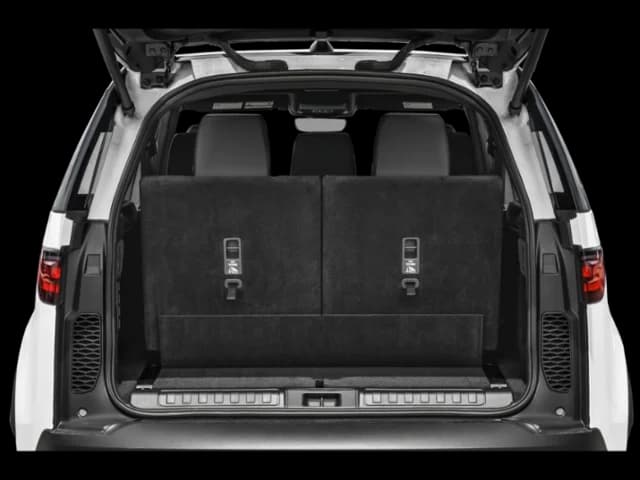 2026 Land Rover Discovery - Image 8
