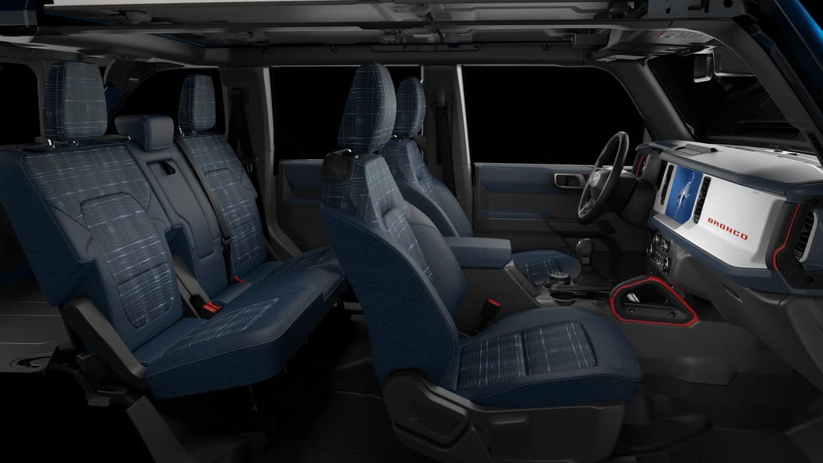 2026 Ford Bronco - Image 19