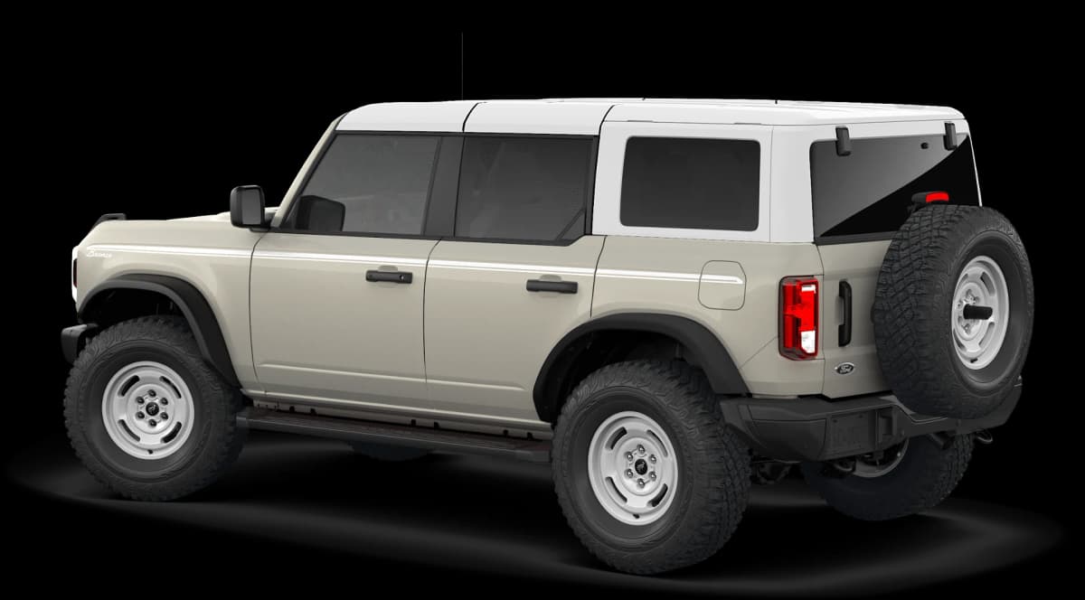 2026 Ford Bronco - Image 15