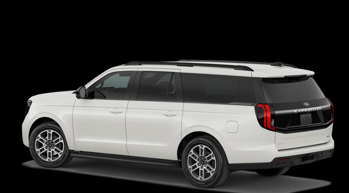 2026 Ford Expedition - Image 40