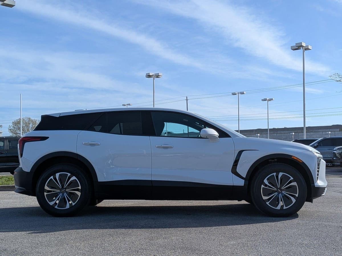 2027 Chevrolet Bolt - Image 4