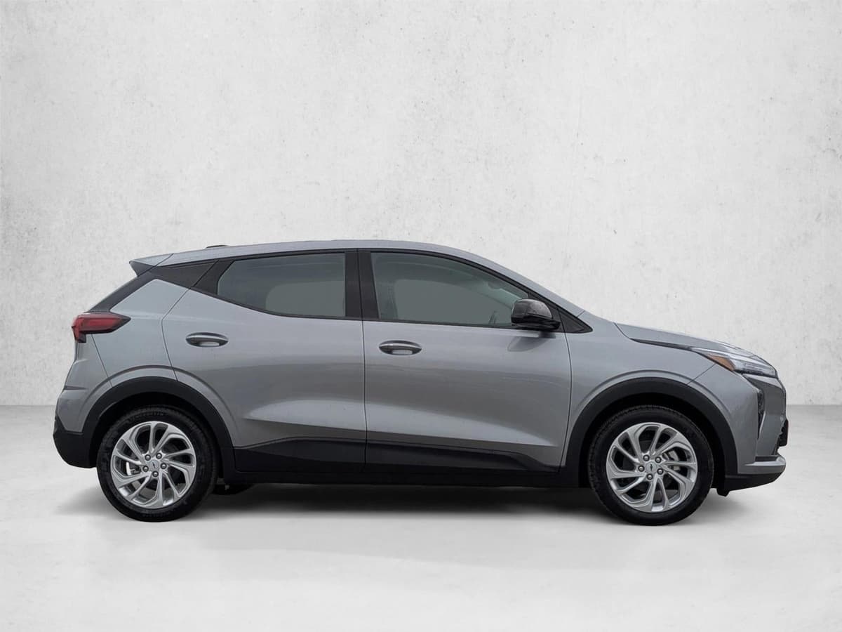 2027 Chevrolet Bolt - Image 4