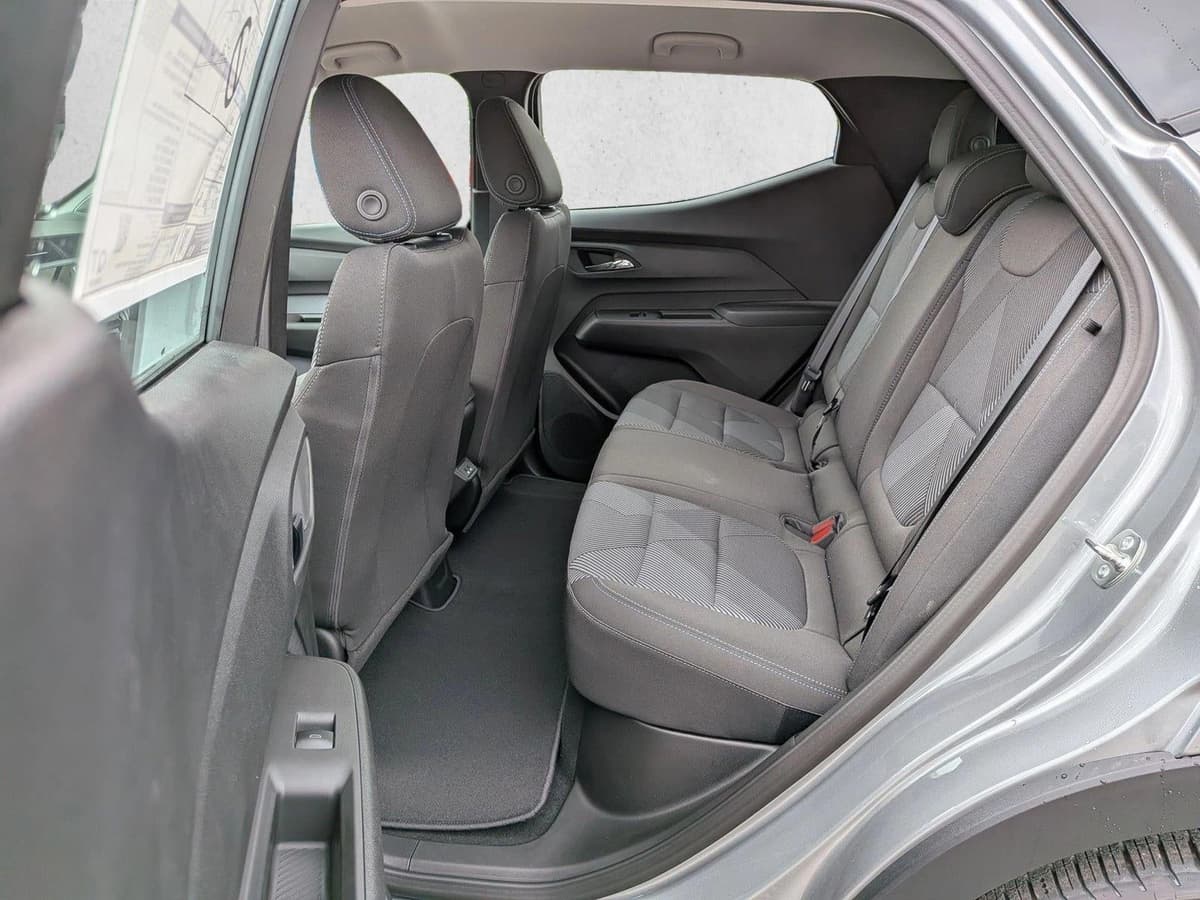 2027 Chevrolet Bolt - Image 16