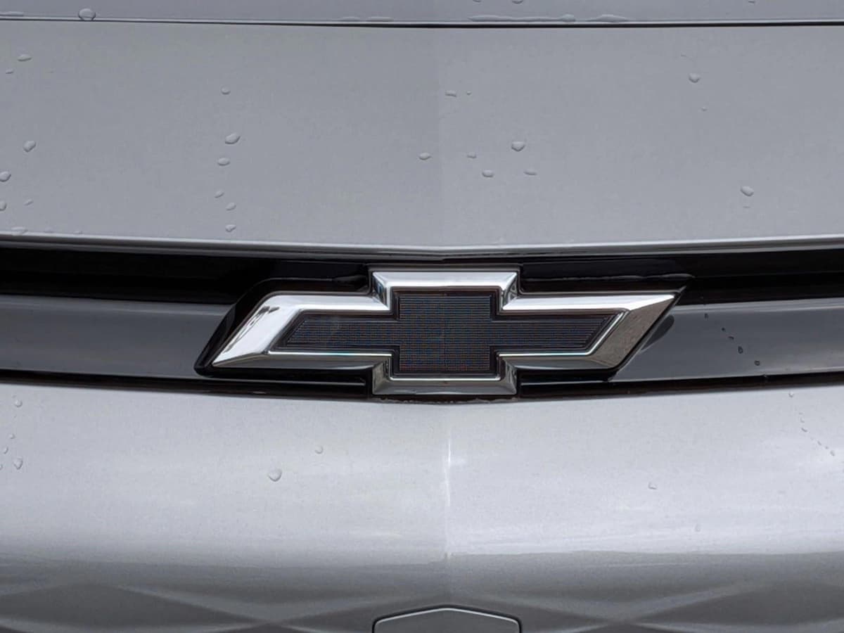 2027 Chevrolet Bolt - Image 17