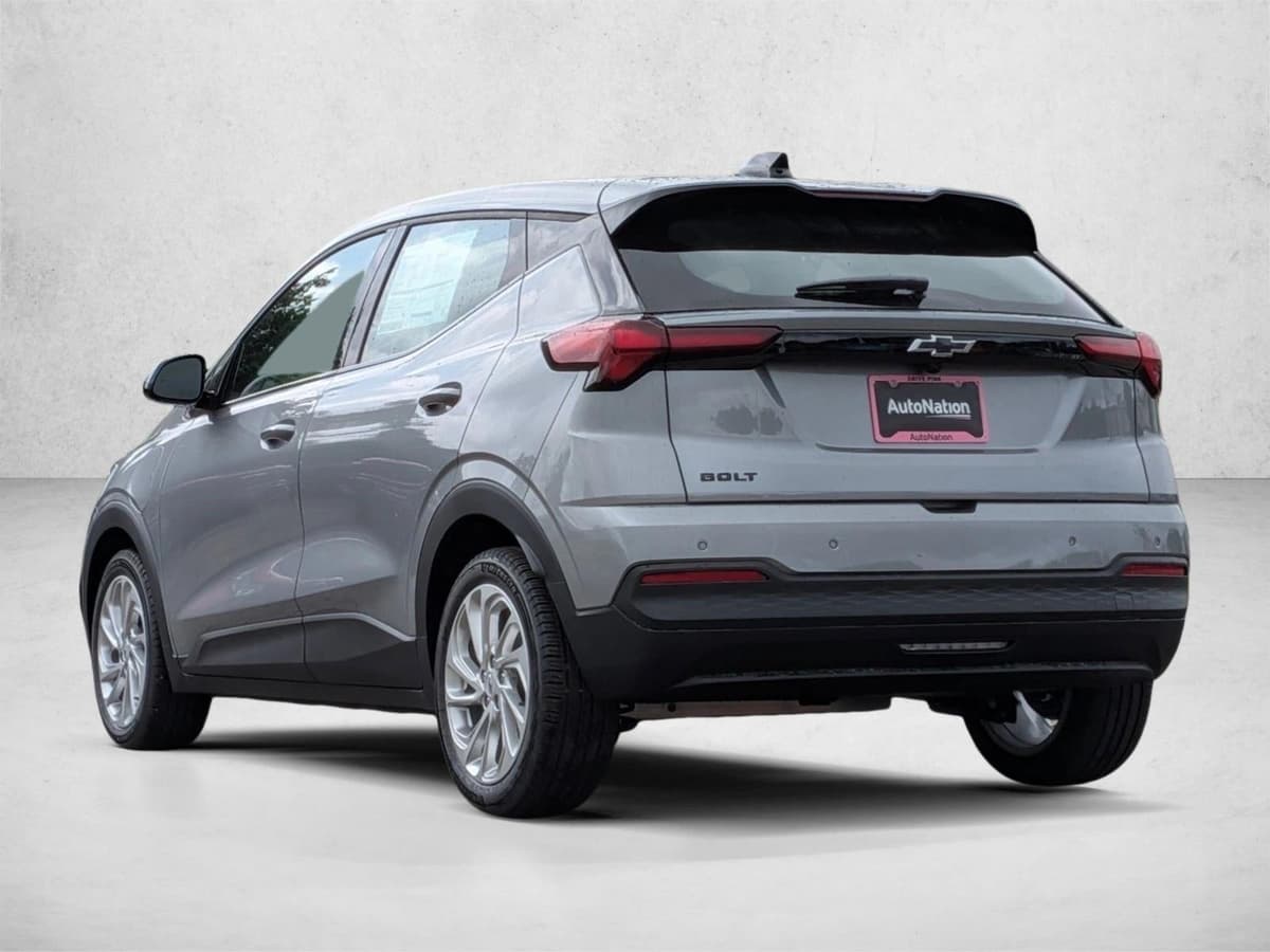 2027 Chevrolet Bolt - Image 7