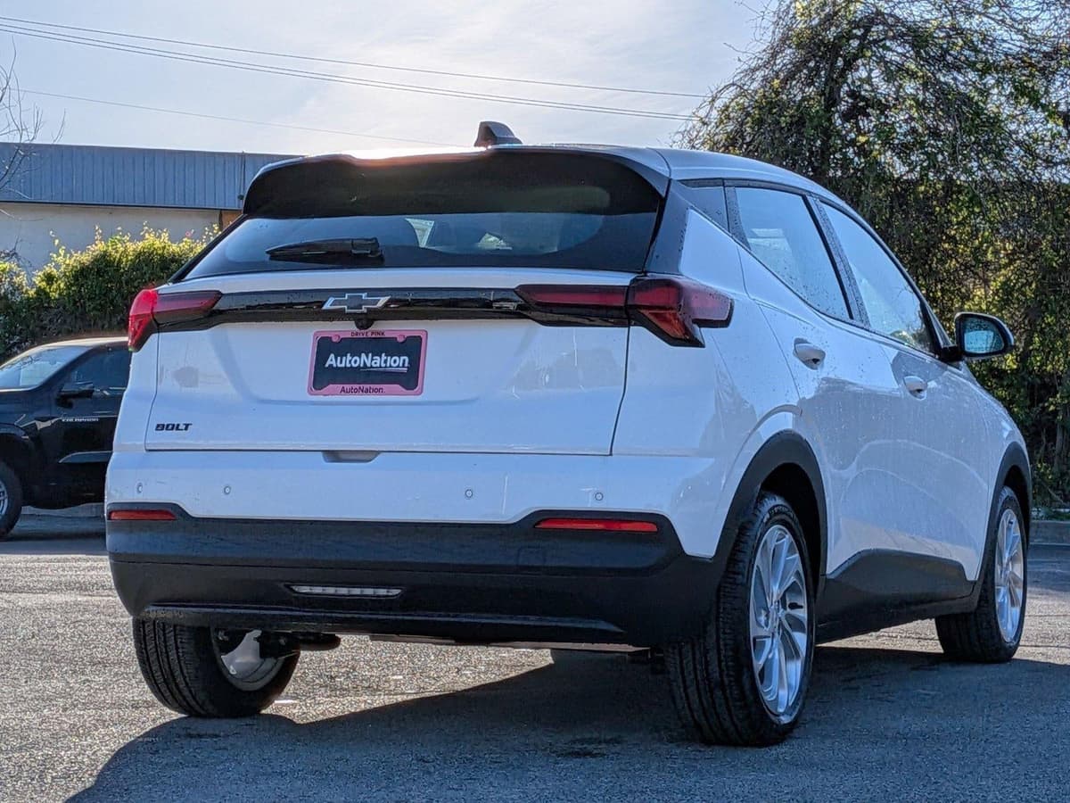 2027 Chevrolet Bolt - Image 5