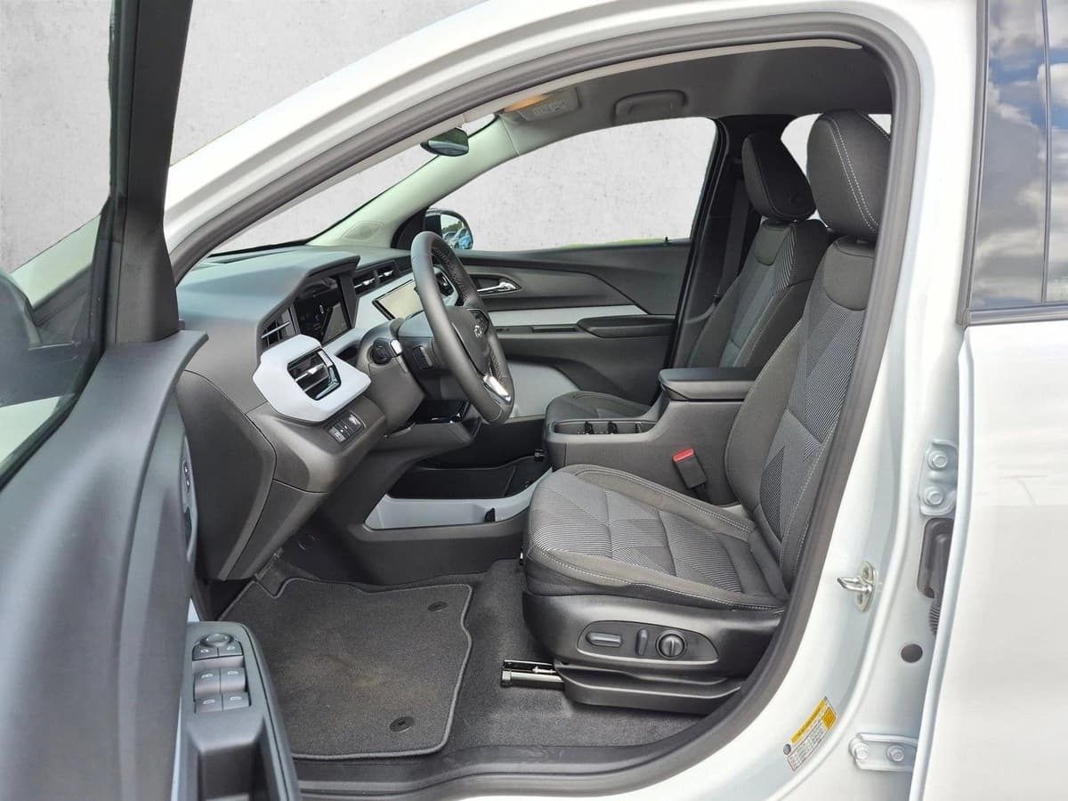 2027 Chevrolet Bolt - Image 15