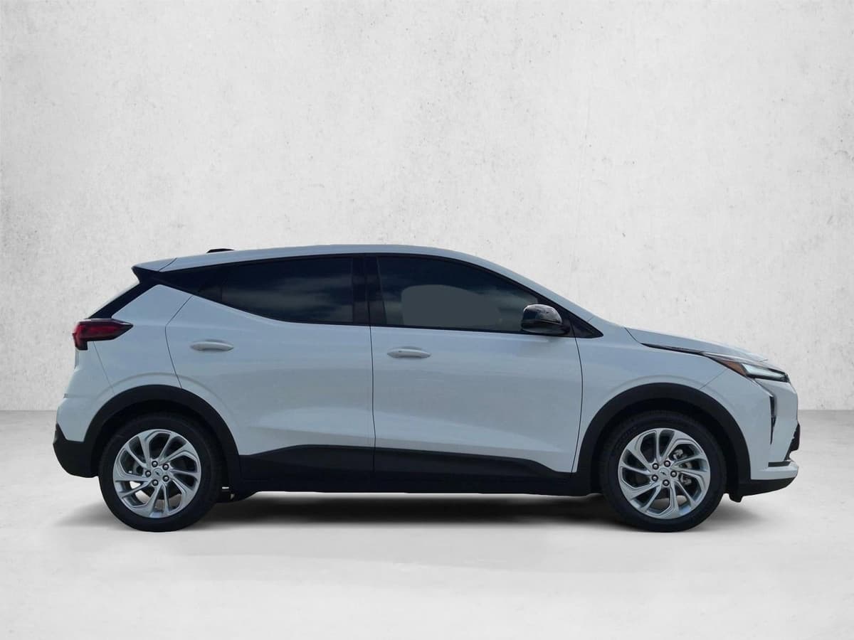 2027 Chevrolet Bolt - Image 4