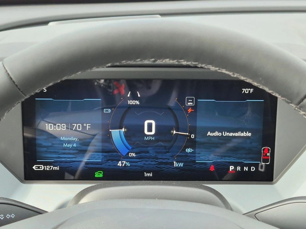2027 Chevrolet Bolt - Image 10