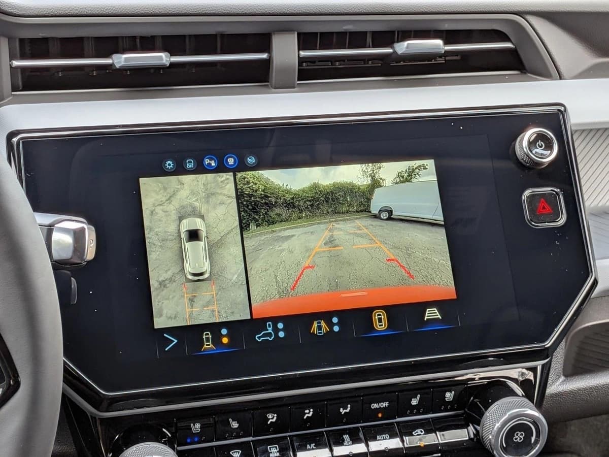 2027 Chevrolet Bolt - Image 11