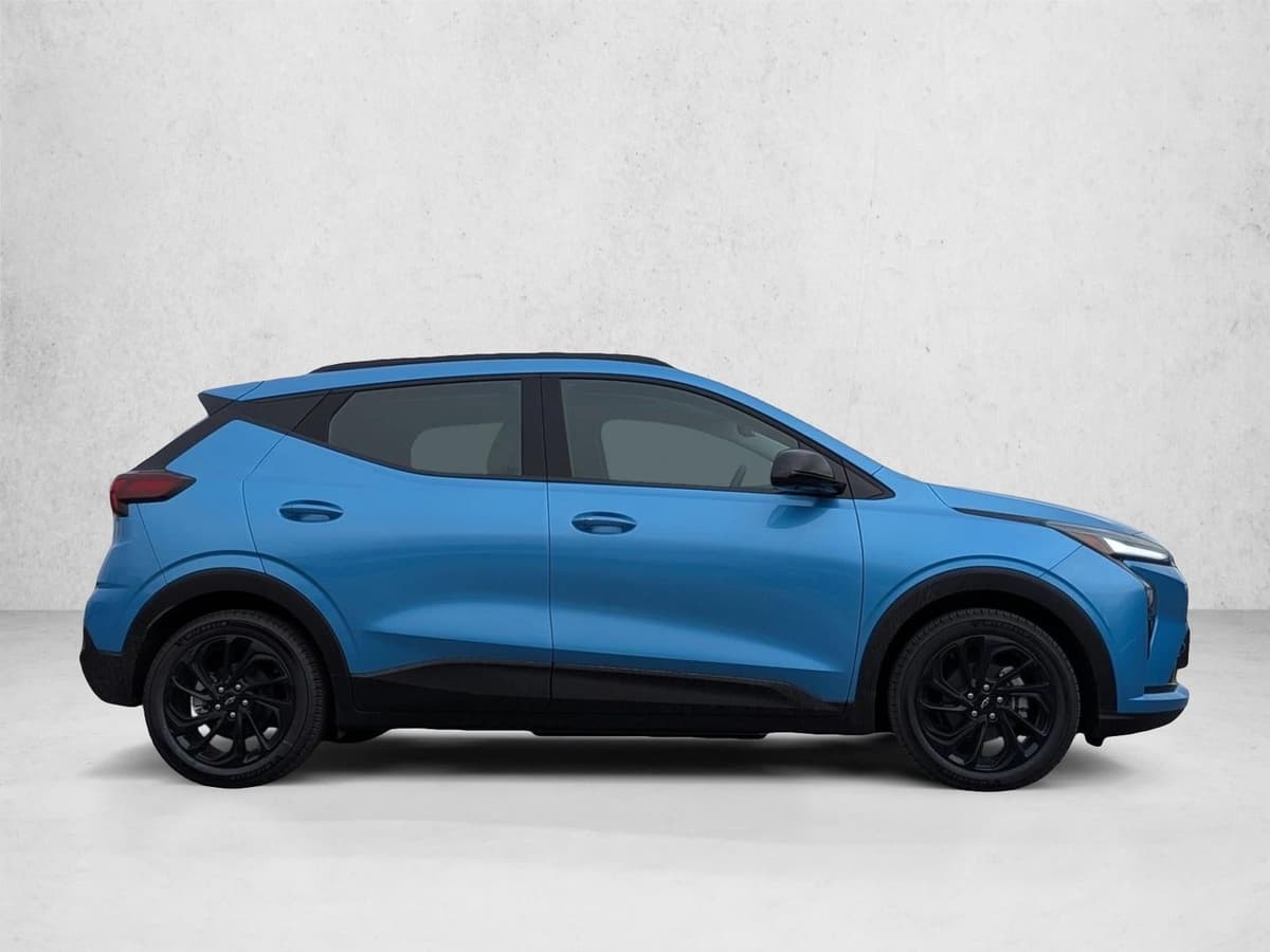 2027 Chevrolet Bolt - Image 4