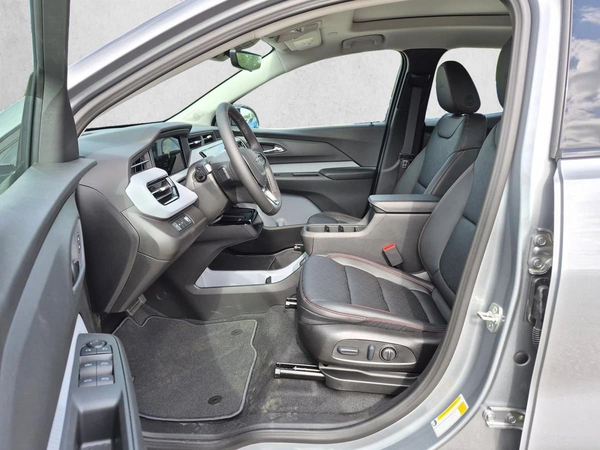 2027 Chevrolet Bolt - Image 16