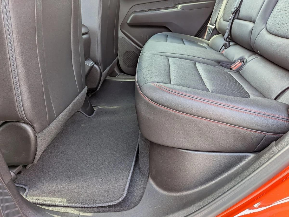 2027 Chevrolet Bolt - Image 16