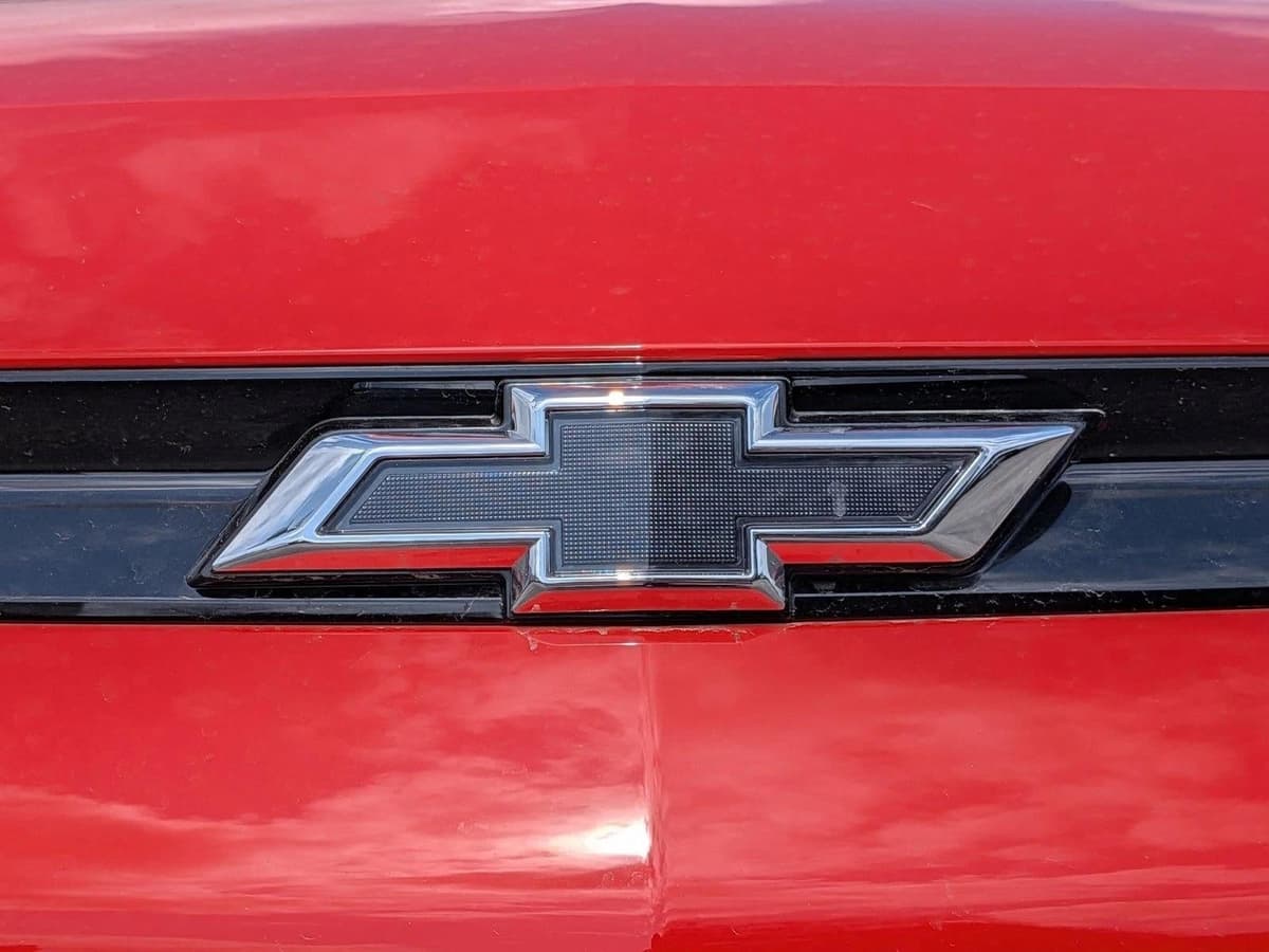 2027 Chevrolet Bolt - Image 17