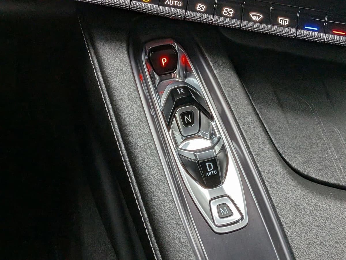 2026 Chevrolet Corvette Stingray - Image 14