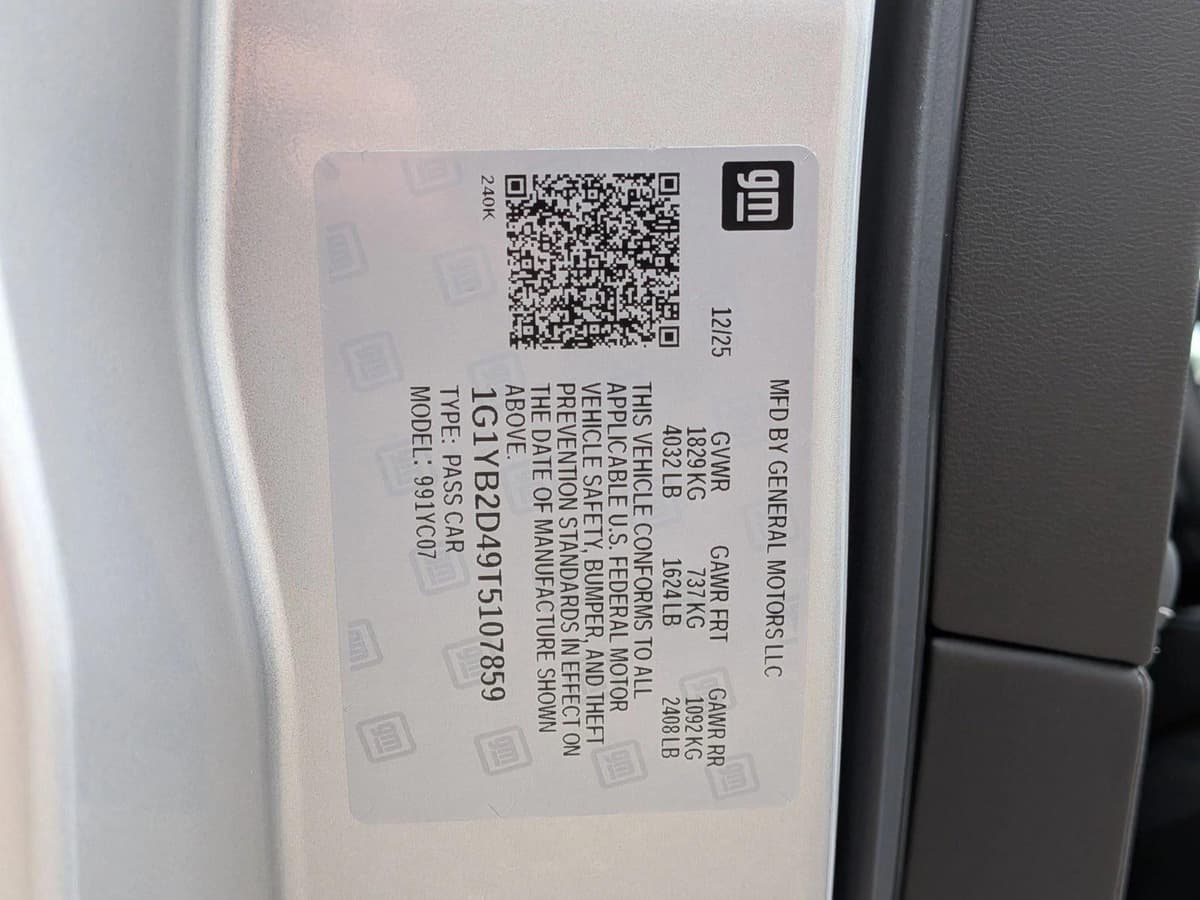 2026 Chevrolet Corvette Stingray - Image 19