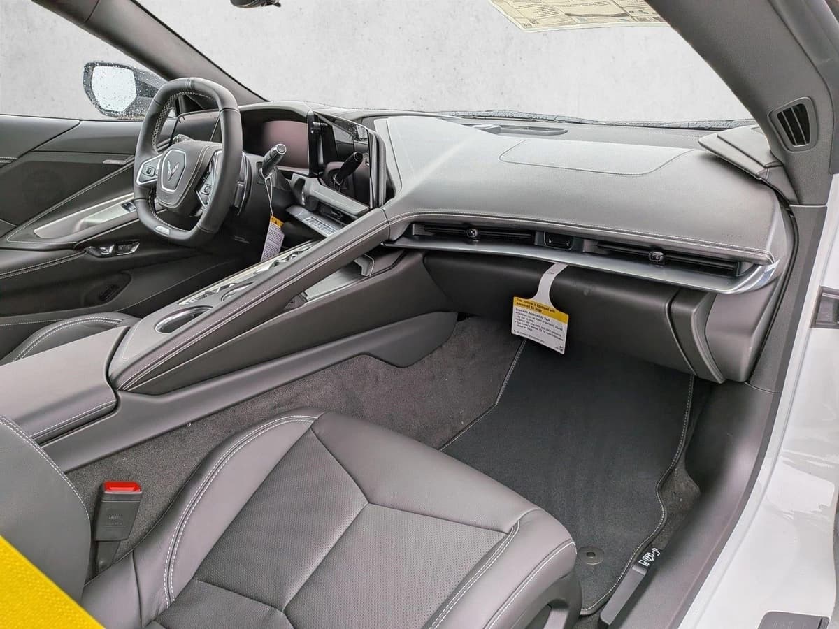 2026 Chevrolet Corvette Z06 - Image 17