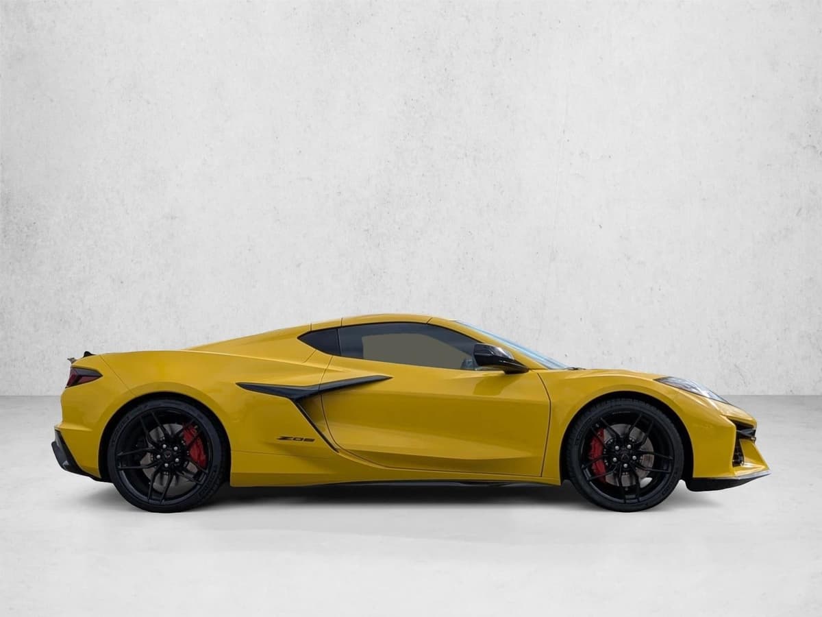 2026 Chevrolet Corvette Z06 - Image 4