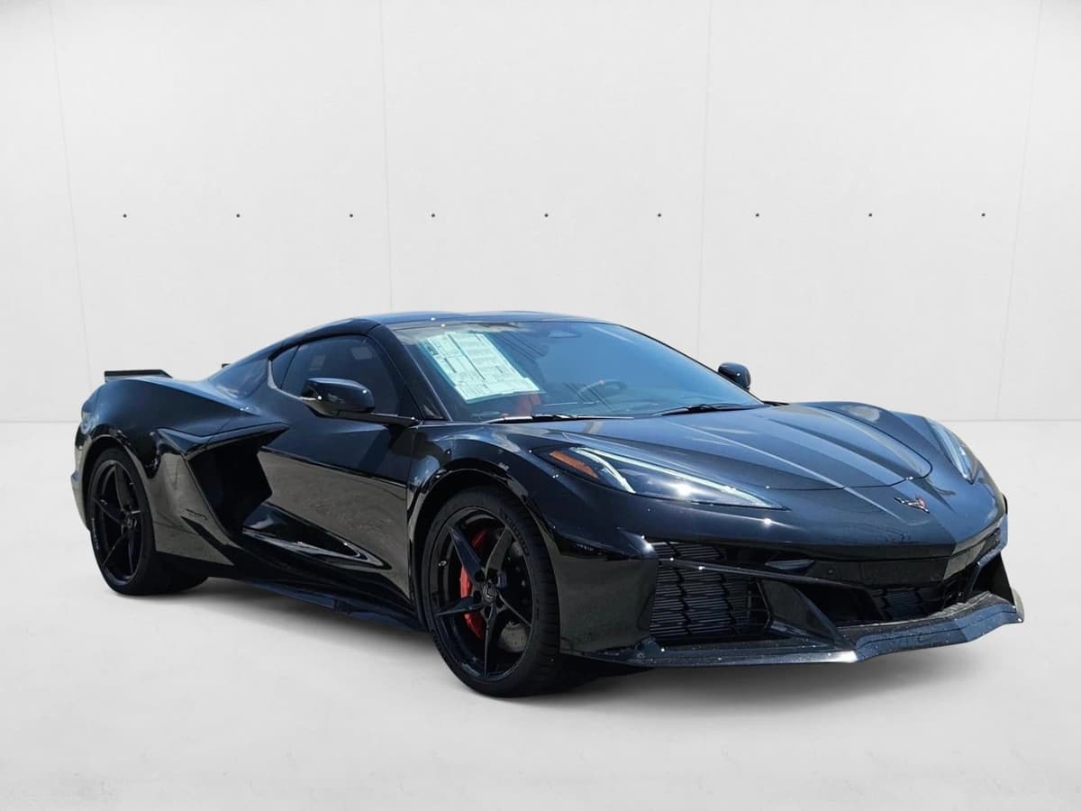 2025 Chevrolet Corvette E-Ray - Image 3