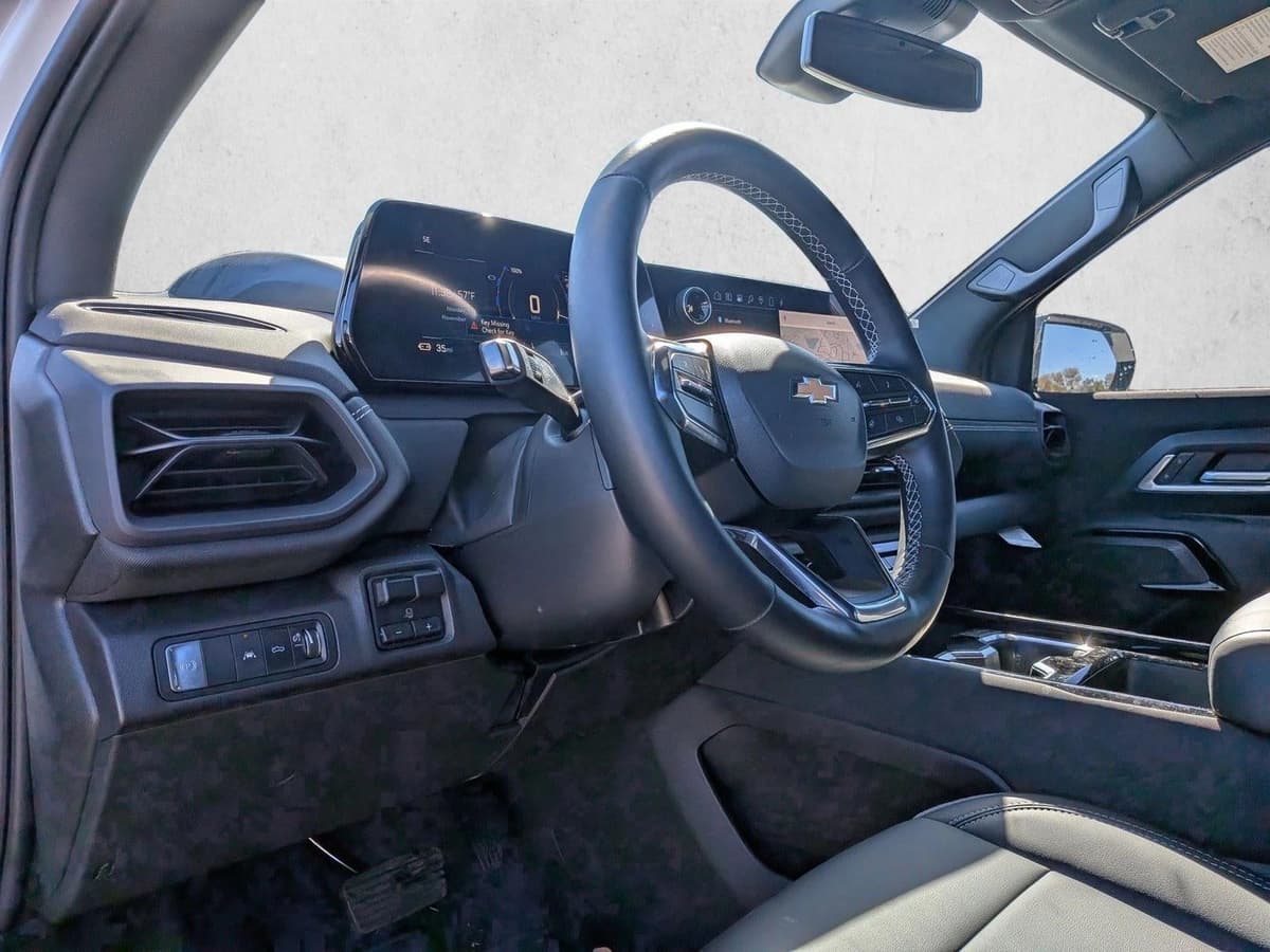 2026 Chevrolet Silverado EV - Image 4
