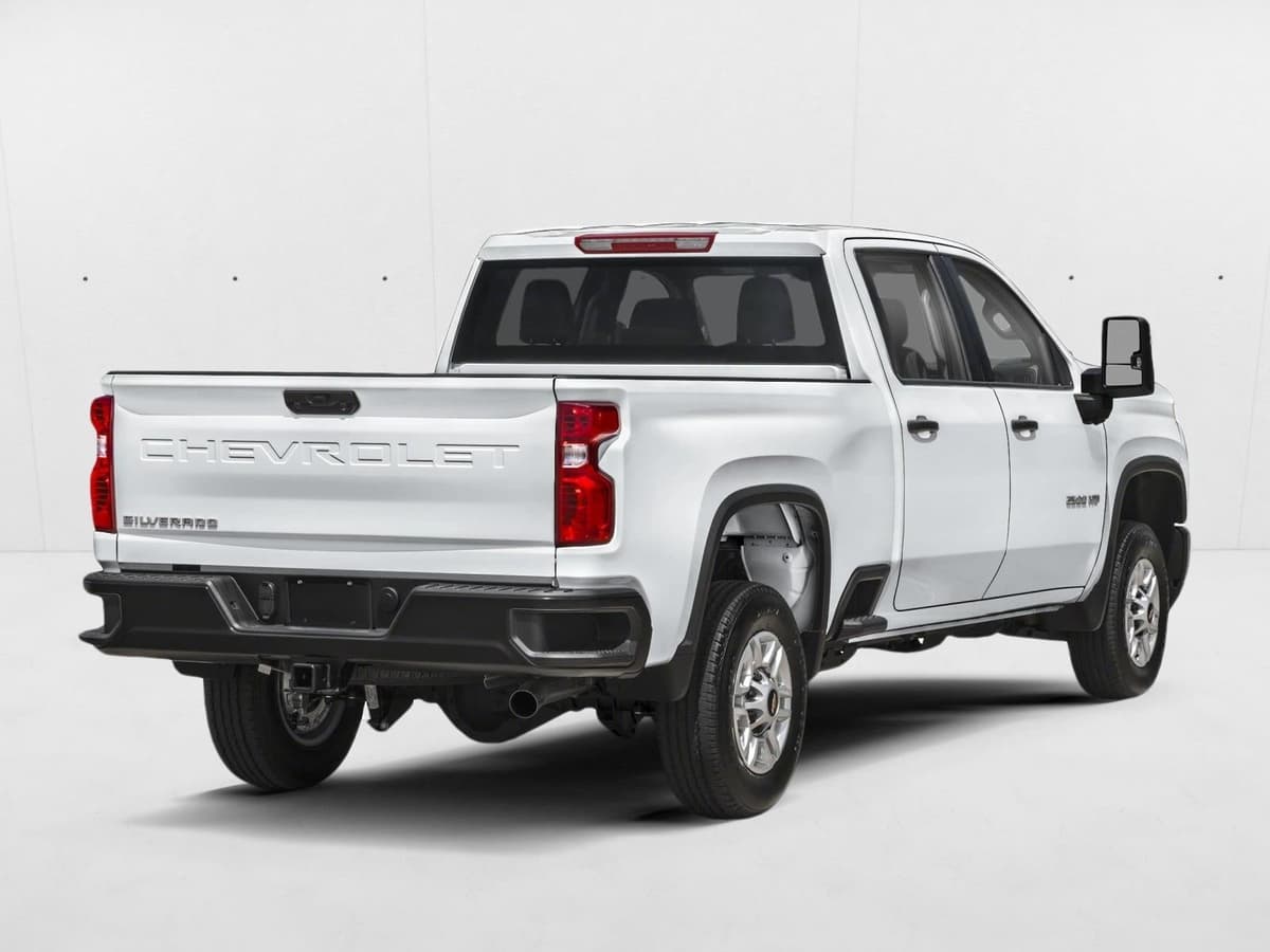 2026 Chevrolet Silverado 2500 HD - Image 2