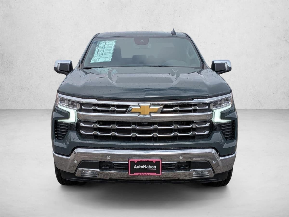 2026 Chevrolet Silverado 1500 - Image 2