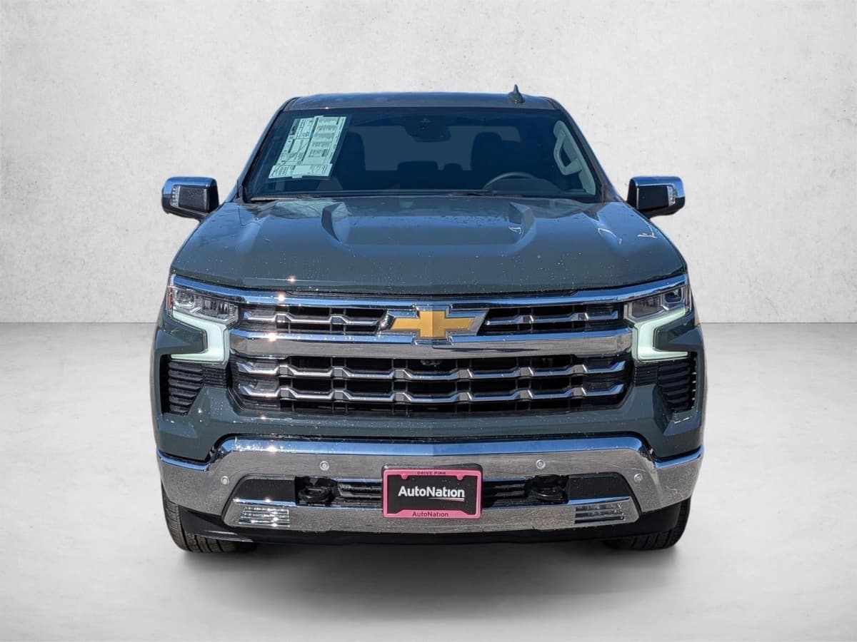 2026 Chevrolet Silverado 1500 - Image 2