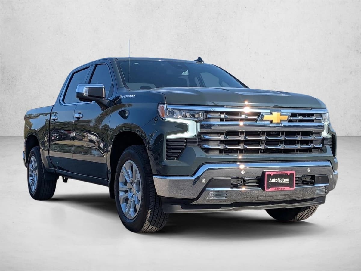 2025 Chevrolet Silverado 1500 - Image 3