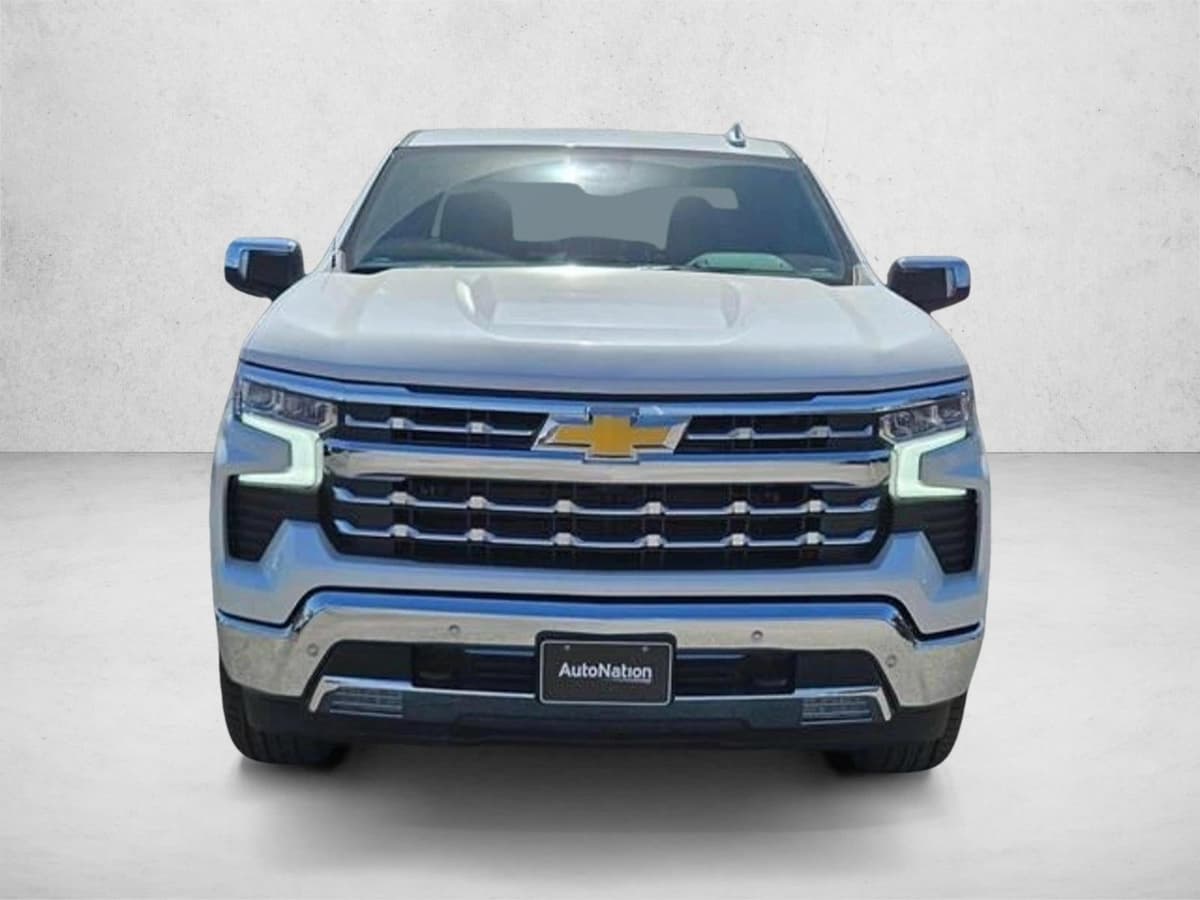 2025 Chevrolet Silverado 1500 - Image 2