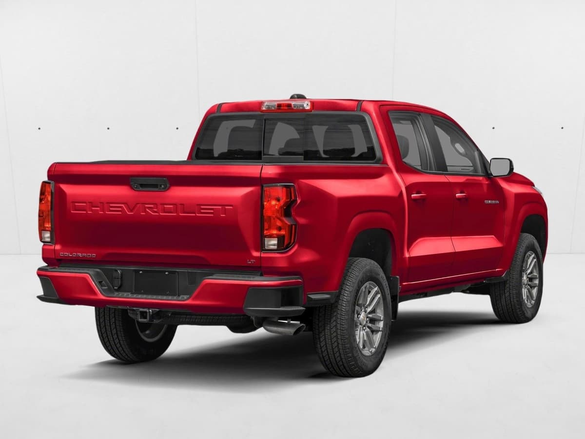 2026 Chevrolet Colorado - Image 2