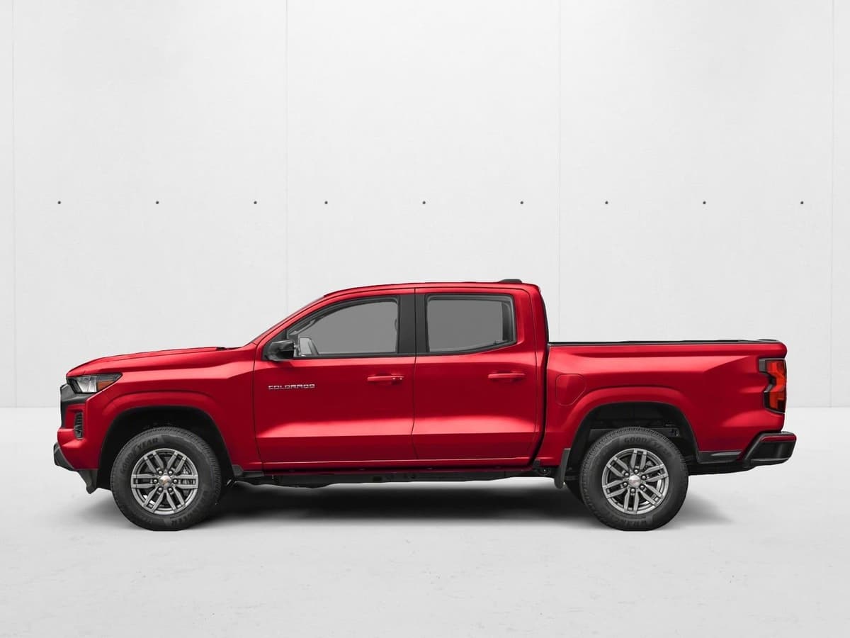 2026 Chevrolet Colorado - Image 3